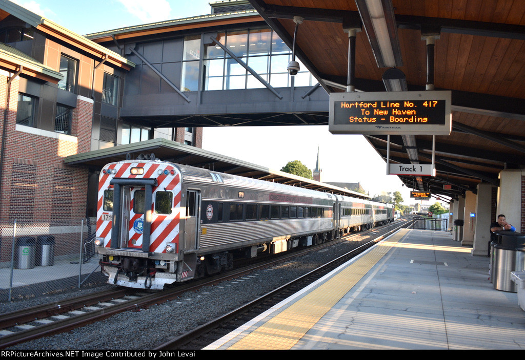 Ctrail Train at Wallingford Station heading northbound with a Mafersa Cab Car in the lead